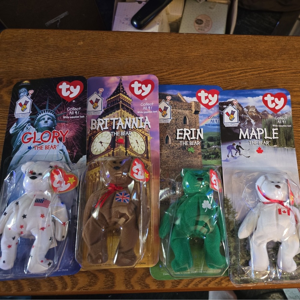 Rare McDonalds TY Beanie Baby Set Britannia Erin Maple & Glory.